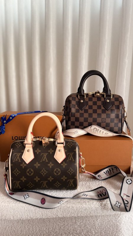 شنطة - Louis Vuitton Speedy 18cm / شامل علبة